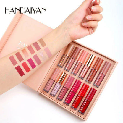 Handaiyan lip gloss set with swatches on a white background